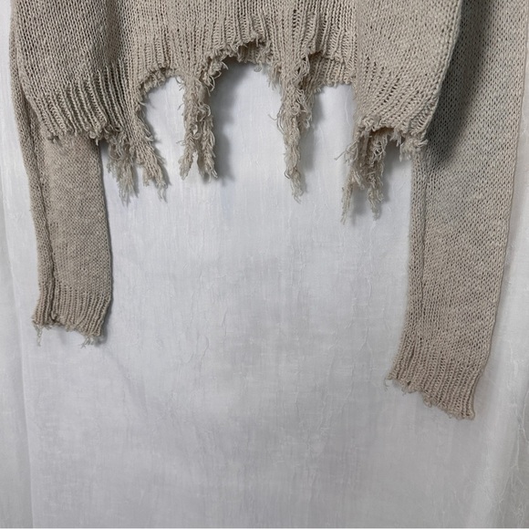 3/$20 💥 Blank Paige Oversized Relaxed Fit Sweater Distressed Cream Frayed Knit - Picture 4 of 15